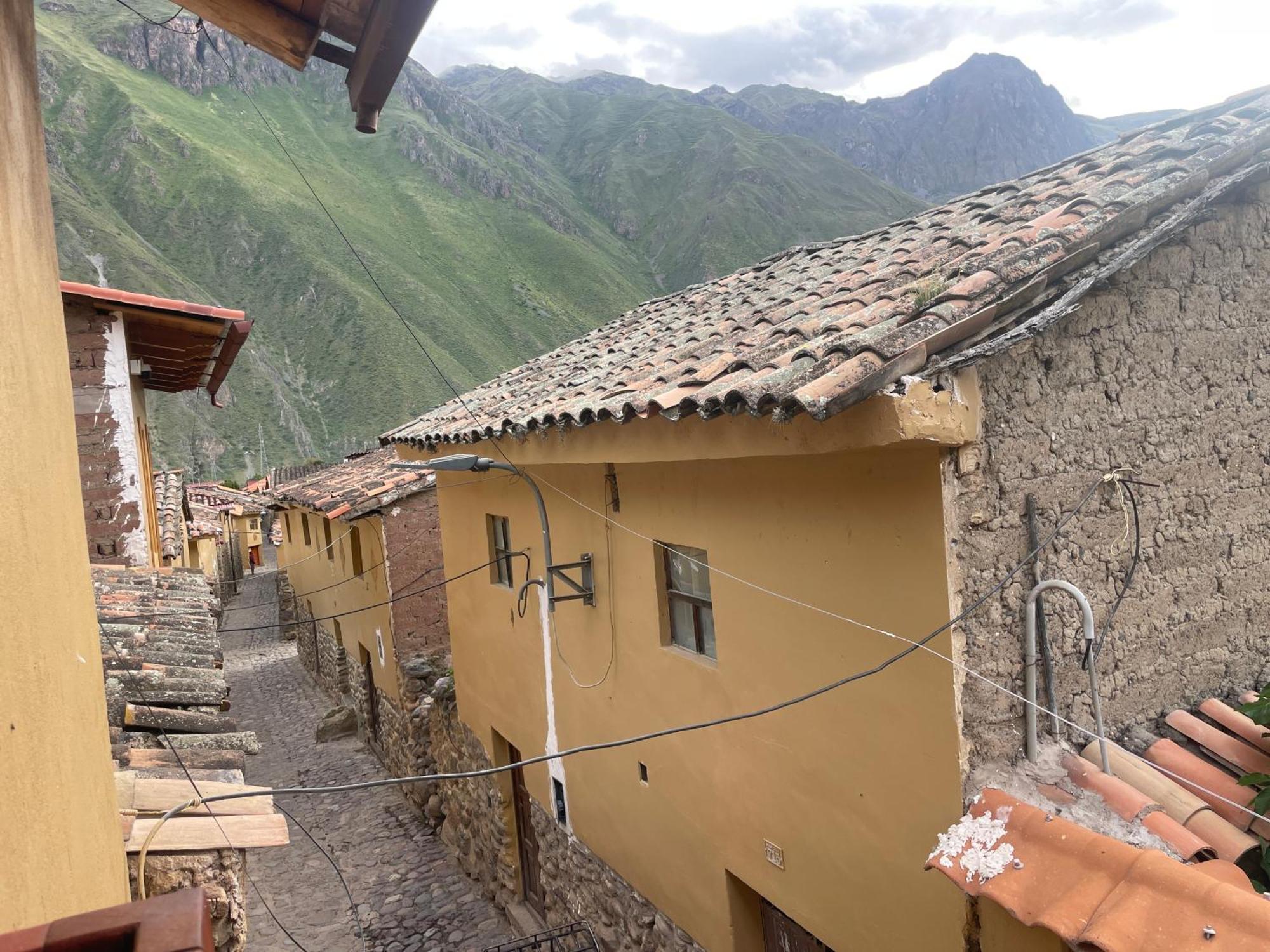 Kiswar Lodg Bed & Breakfast Ollantaytambo Exterior photo